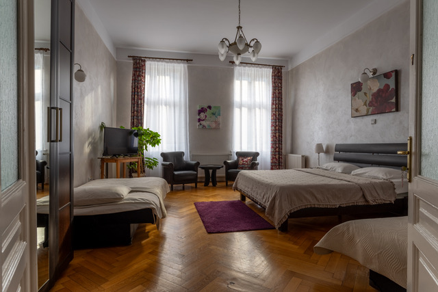 Quad Room