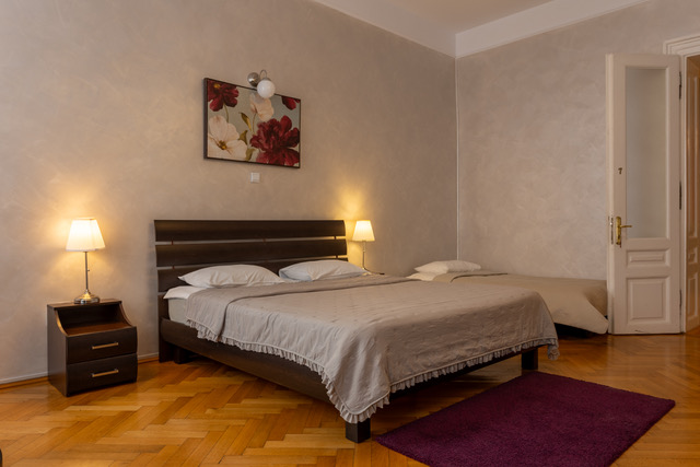 Quad Room
