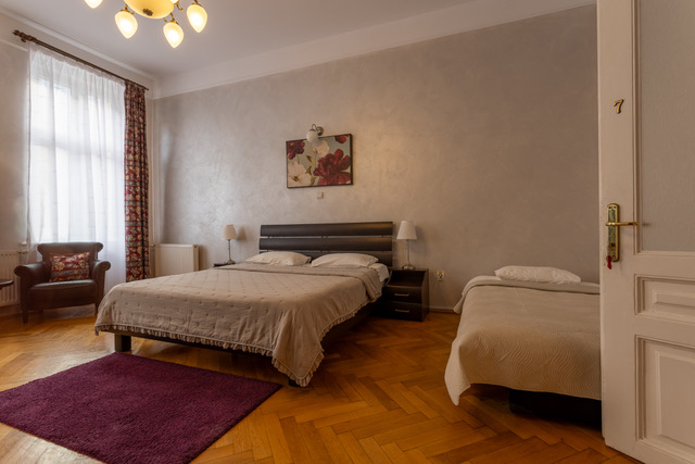 Quad Room